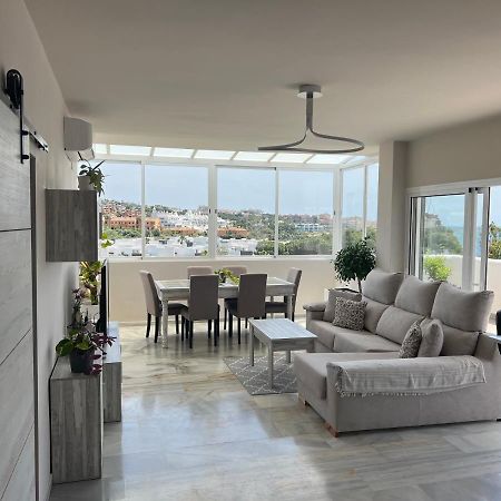 On The Beach - Penthouse On The Mediterranean Estepona Exterior photo