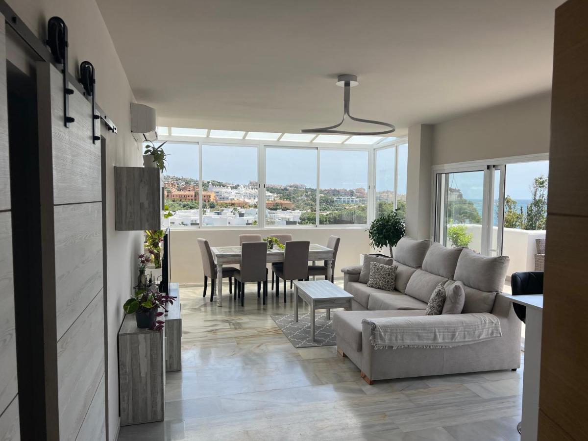 On The Beach - Penthouse On The Mediterranean Estepona Exterior photo